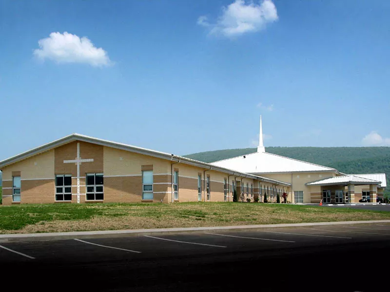 Igreja pré-fabricada em aço